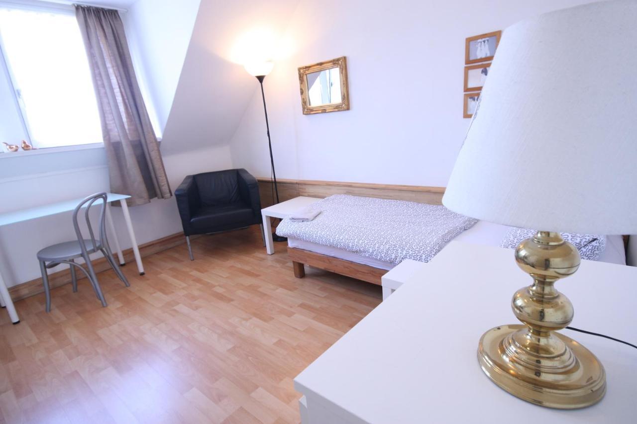 Moderne Studio Apartments Und 4 Zimmer Wohnungen In Oberhausen, Ideal Fuer Geschaeftsreisende Und Monteure 外观 照片