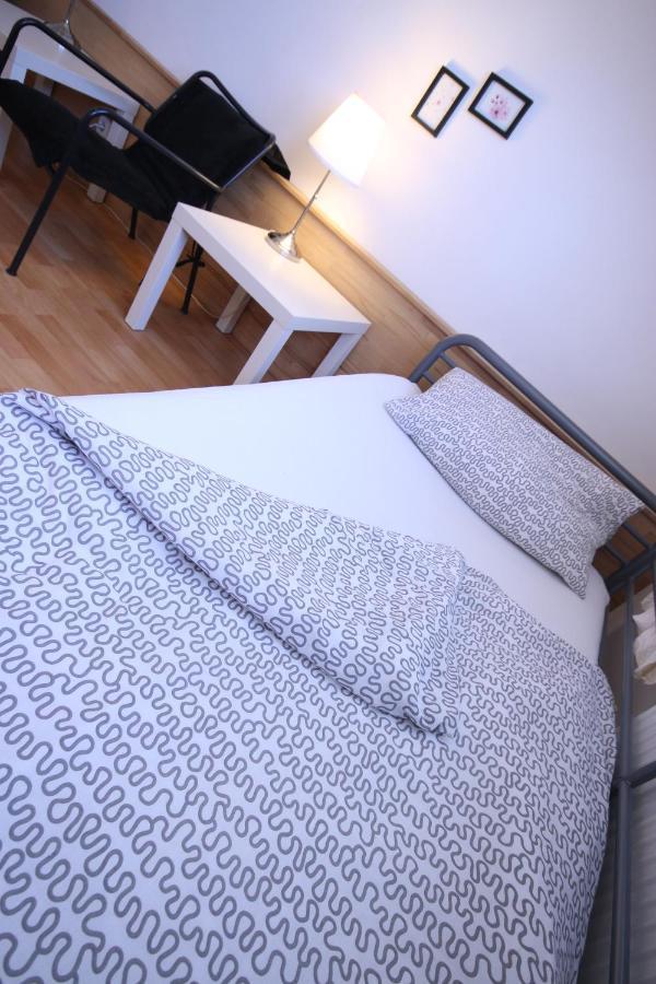 Moderne Studio Apartments Und 4 Zimmer Wohnungen In Oberhausen, Ideal Fuer Geschaeftsreisende Und Monteure 外观 照片